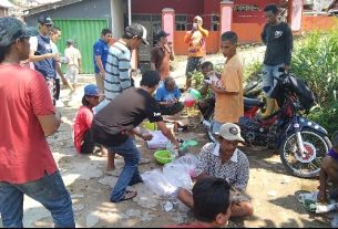 1Warga RT 07 LK 1 Kelurahan Gulak-galik Perbaiki Jalan di 3 Gang Perkampungan