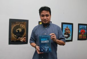 Dosen Kampus The Best ini Hasilkan Buku Kedua ‘Mobile Security’