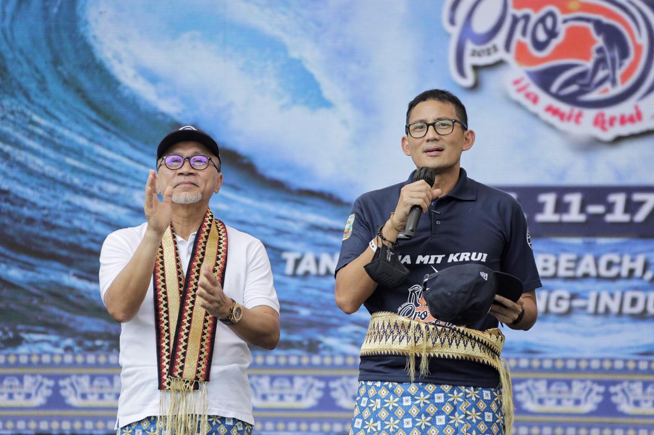 Liga Selancar Dunia Krui Pro Tahun 2022 Resmi Dibuka Menteri Pariwisata/Ekraf Sandiaga Uno