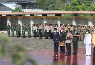 Peringati HUT Ke-340 Kota Balam, Dandim 0410/KBL Bersama Forkopimda Laksanakan Ziarah Makam Pahlawan