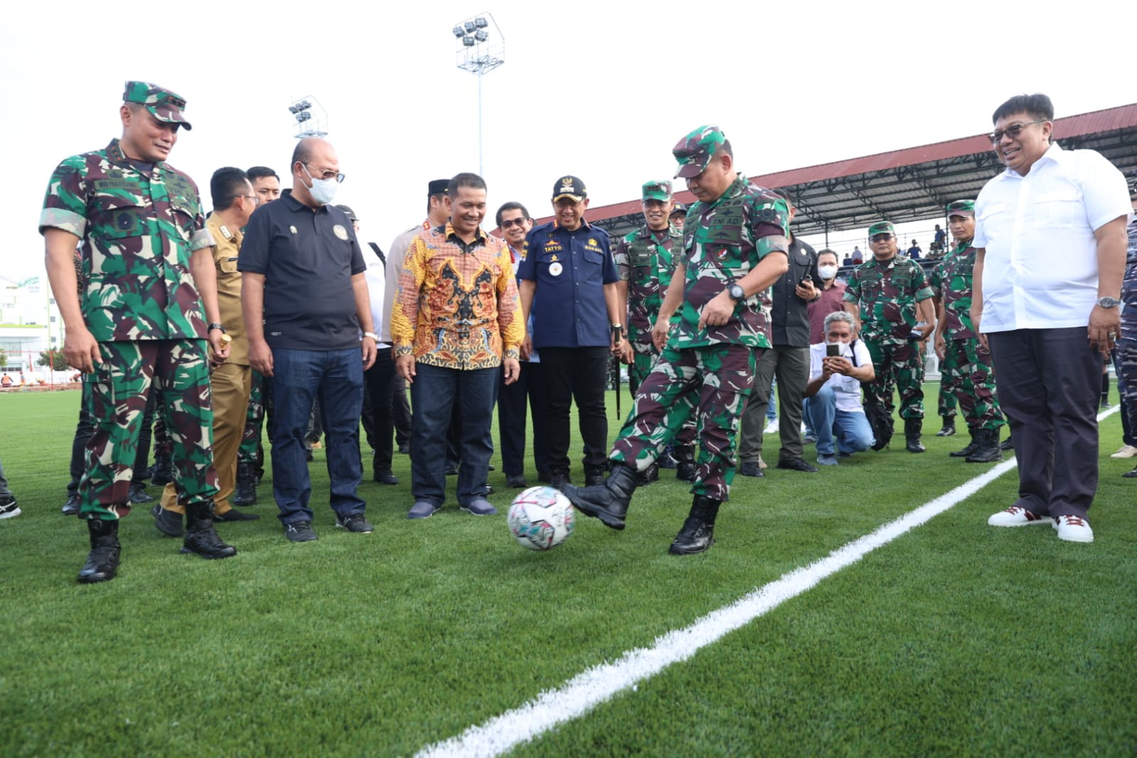 Resmikan Lapangan Sepakbola Jenderal Soedirman, Kasad Untuk Kepentingan Bangsa dan Negara, Jangan Banyak Berpikir Tapi Lakukan