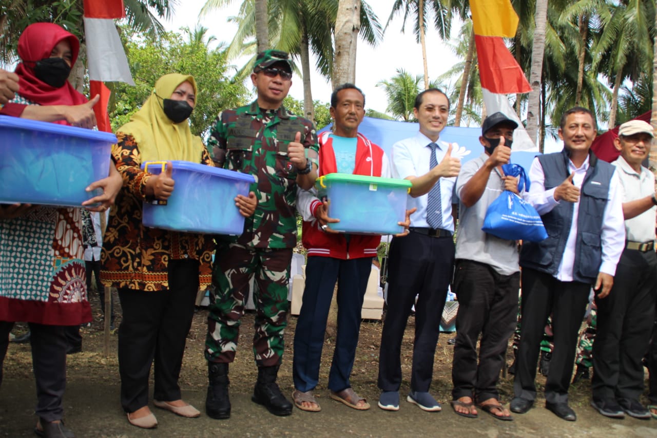 Wakasad Resmikan Jembatan Gantung Simpay Asih Batukaras