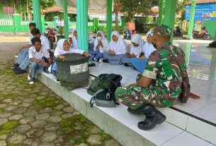 Babinsa Beri Wejangan Siswa MAN III Sawit