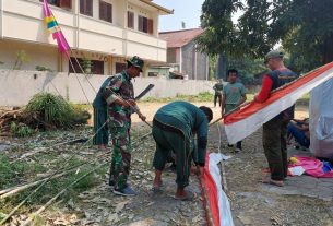 Babinsa Joyotakan Pelopori Kerja Bakti di wilayah binaan