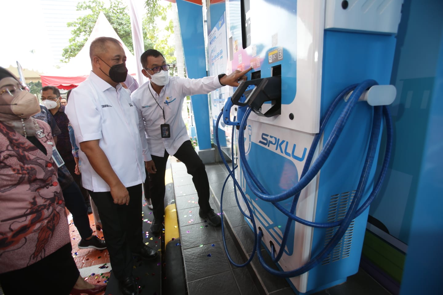 Hadirkan 2 SPKLU di Kantor BNI, PLN Percepat Ekosistem Kendaraan Listrik