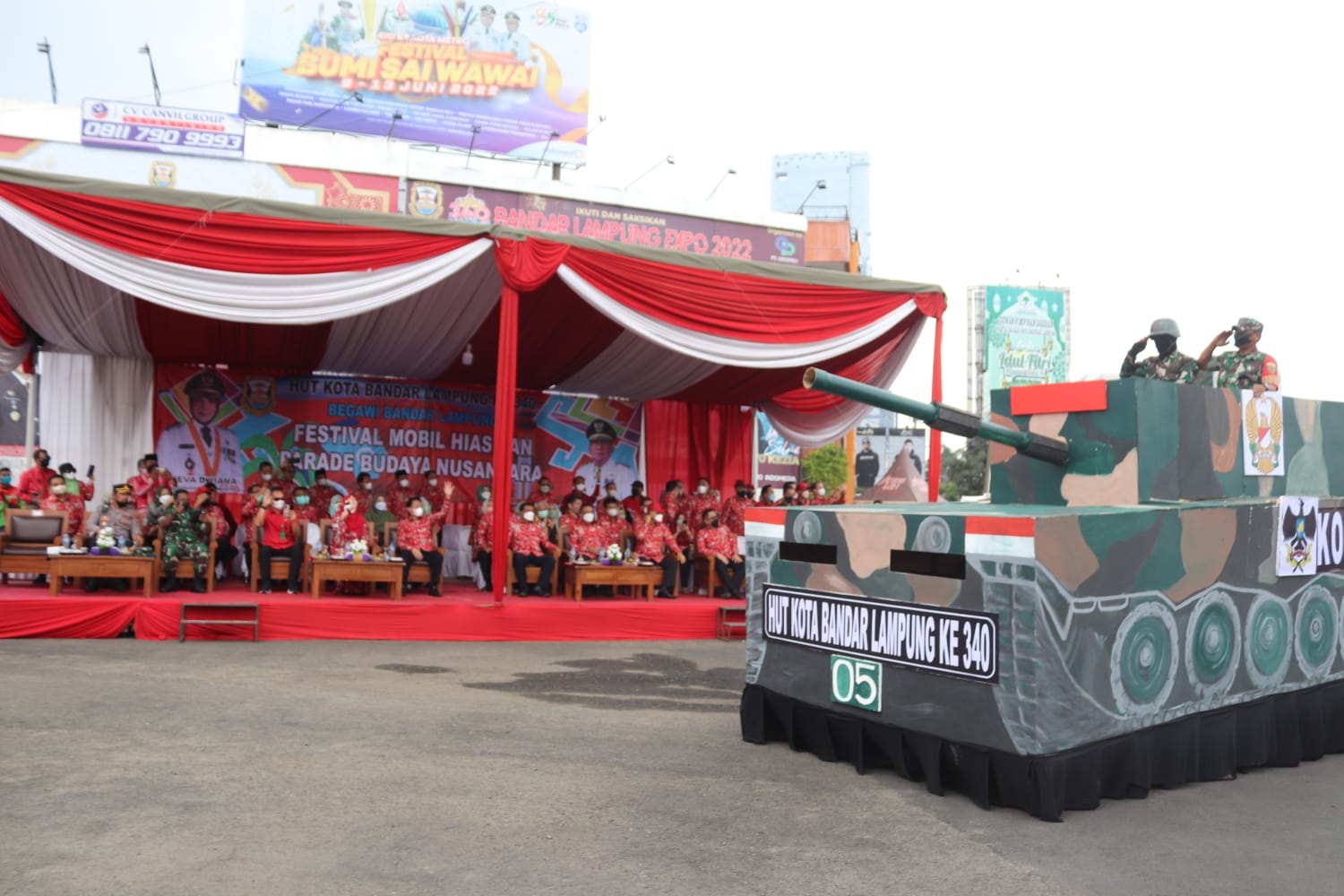 Kodim 0410/KBL Ikut Serta Meriahkan Festival Budaya Nusantara Dan Mobil Hias