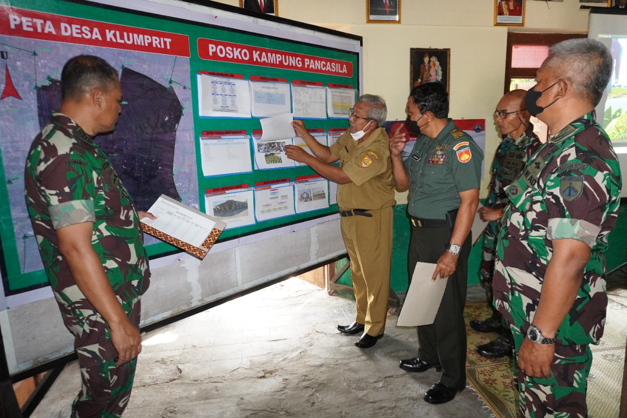 Kasdim Terjun Langsung Nilai Kampung Pancasila Di Wilayah Kodim 0726/Sukoharjo