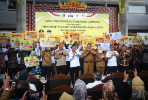 Kunjungan Kerja Ke Tubaba, Gubernur Lampung Gelontorkan Berbagai Bantuan