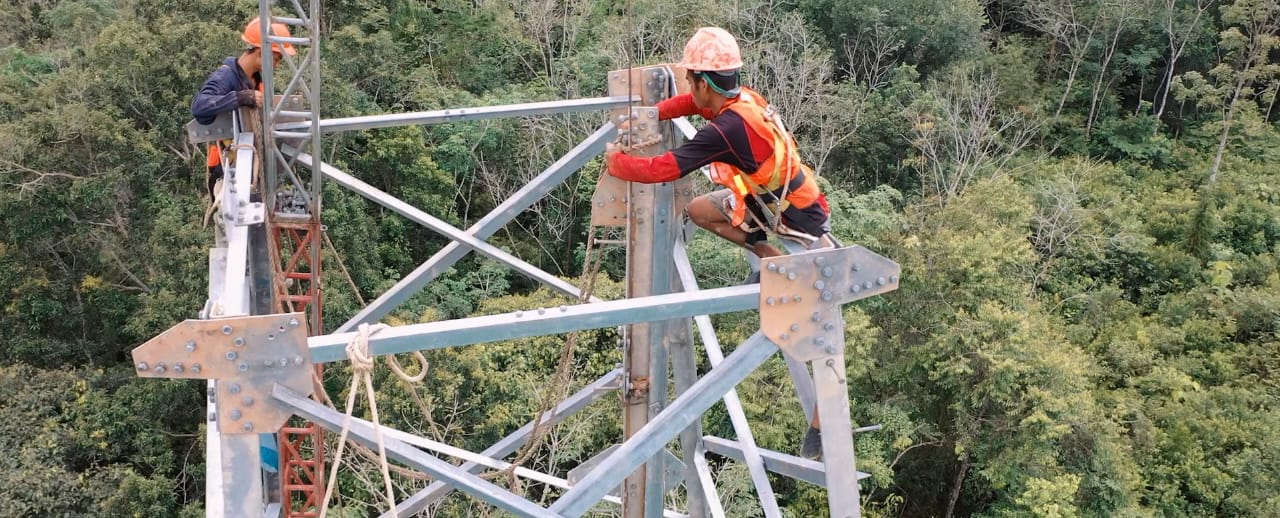 PLN Bangun Jaringan Transmisi