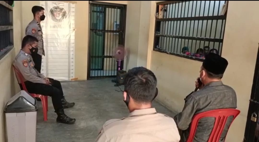 Tahanan Polres Tubaba Dapat Pembinaan Rohani dan Mental