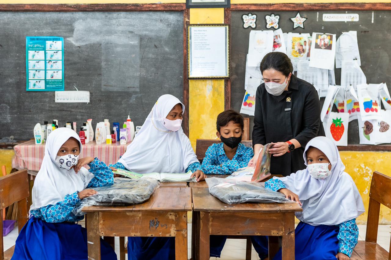 Tren Kasus Covid-19 Naik, Puan Minta Prokes Sekolah Tatap Muka Jadi Perhatian Lebih