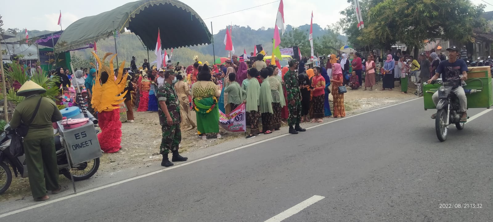 Babinsa Posramil Gondang Amankan Rangkaian Kegiatan Peringatan HUT ke-77 RI di Wilayah
