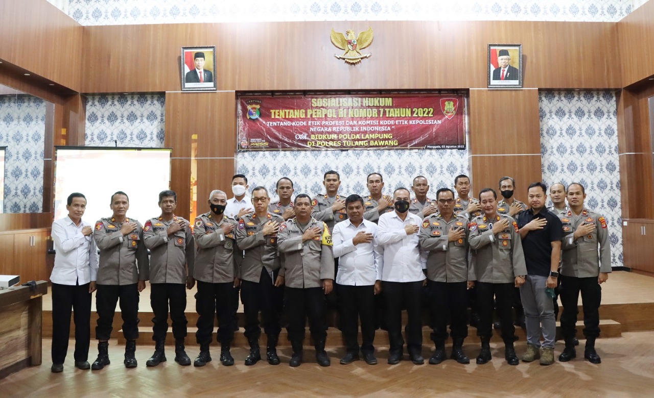 Bidkum Polda Lampung Sosialisasi Perpol Nomor 7 Tahun 2022 di Polres Tulang Bawang