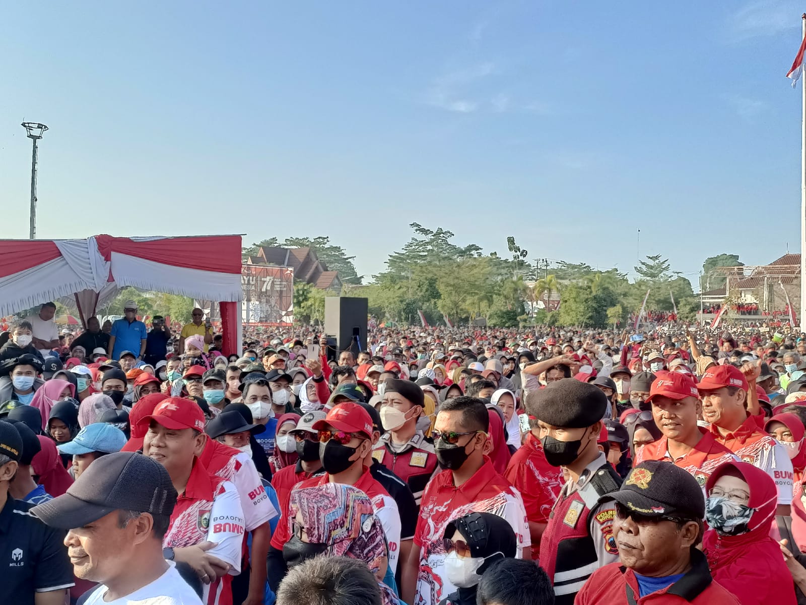 Dandim Boyolali Boyolali bersama Forkompimda Susuri Jalan Boyolali dalam Rangka Jalan Sehat HUT RI Ke 77