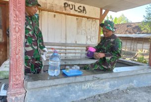 Hangat nya Teh, Pelepas Dahaga Anggota Satgas TMMD