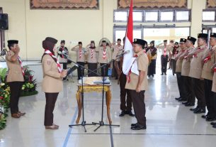 Ketua Kwarda Pramuka Lampung Chusnunia Chalim Lantik Ketua dan Wakil Ketua Mabicab Gerakan Pramuka Lampung Timur