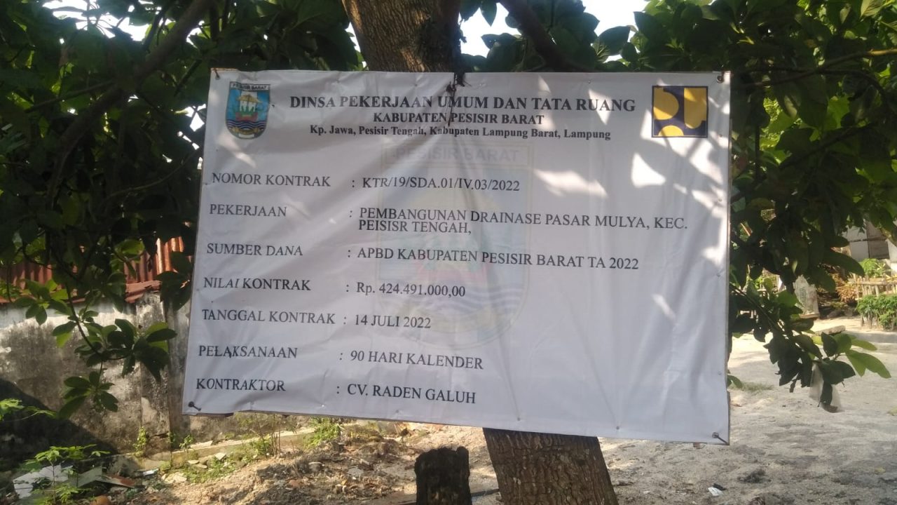 Proyek Pembangunan Drainase Pasar Krui Terkesan Asal Jadi