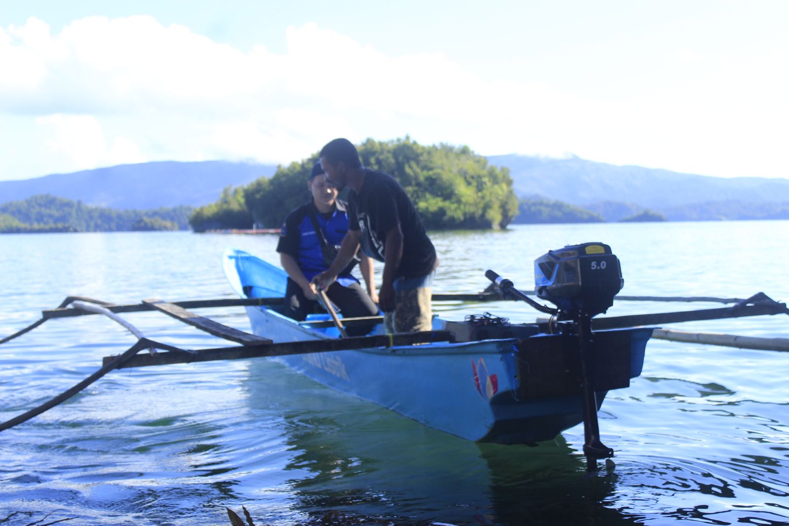 Ciptakan Perahu Cerdas Berbasis Listrik, Mahasiswa Sorong Binaan PLN Raih Juara 1 ETIC 2022 di ETWG 3 Bali