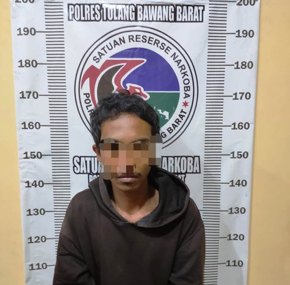 Polisi tangkap Pemuda di Sebuah Warung Lapo Tuak