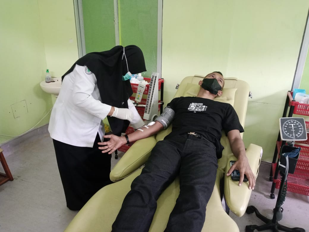 Prajurit Donor Darah, Dandim 0105/Abar : Momentum Meningkatkan Aksi Kemanusiaan Di Lingkungan TNI
