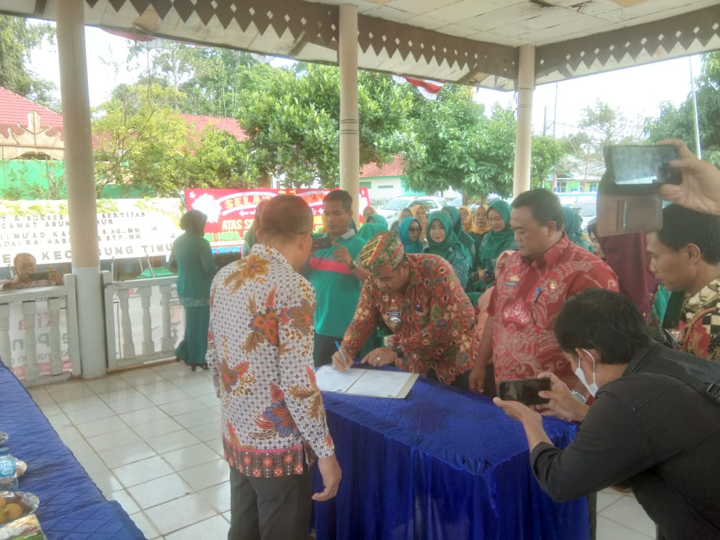 RA Habibie Jabat Camat Abung Timur