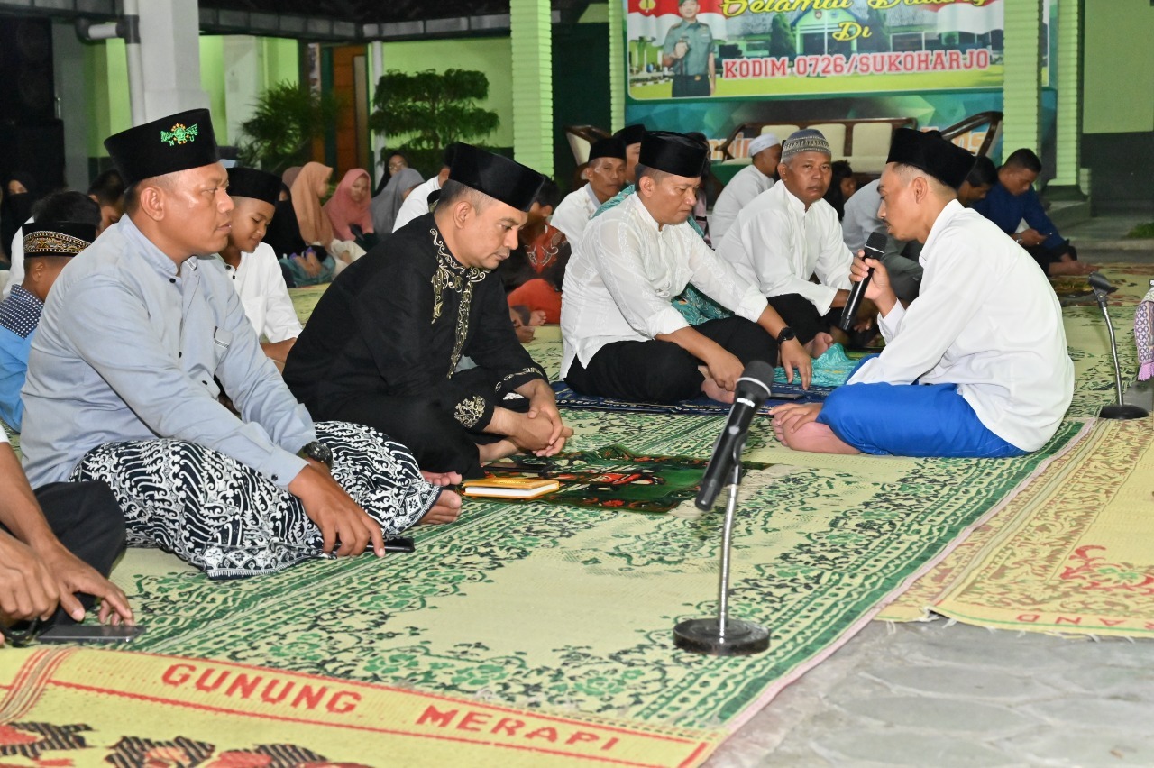 Kodim 0726/Sukoharjo Gelar Doa Bersama dengan para Santri dan anak-anak Yatim Piatu.