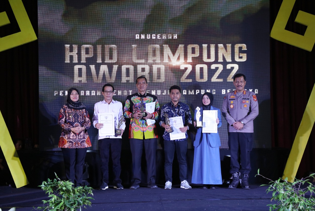 Buka KPID Lampung Award 2022, Wagub Chusnunia Chalim Minta KPID Dorong Lembaga Penyiaran Produksi Siaran Mencerdaskan dan Bermanfaat bagi Masyarakat