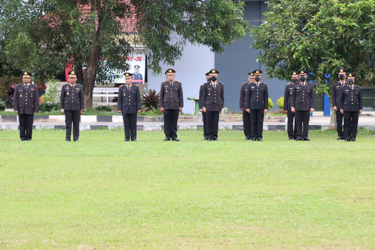 Kepolisian Resor (Polres) Tulang Bawang, Polda Lampung, menggelar Upacara memperingati Hari Sumpah Pemuda ke-94 tahun 2022.