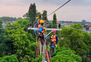 Hadapi Cuaca Ekstrem, Ini Imbauan PLN untuk Jaga Keselamatan Pelanggan