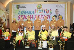 Ketua Umum Perwosi Lampung Ibu Riana Sari Arinal Buka Lomba Senam Kreasi, Pemenang akan Wakili Lampung Memperebutkan Piala Ibu Negara Iriana Joko Widodo