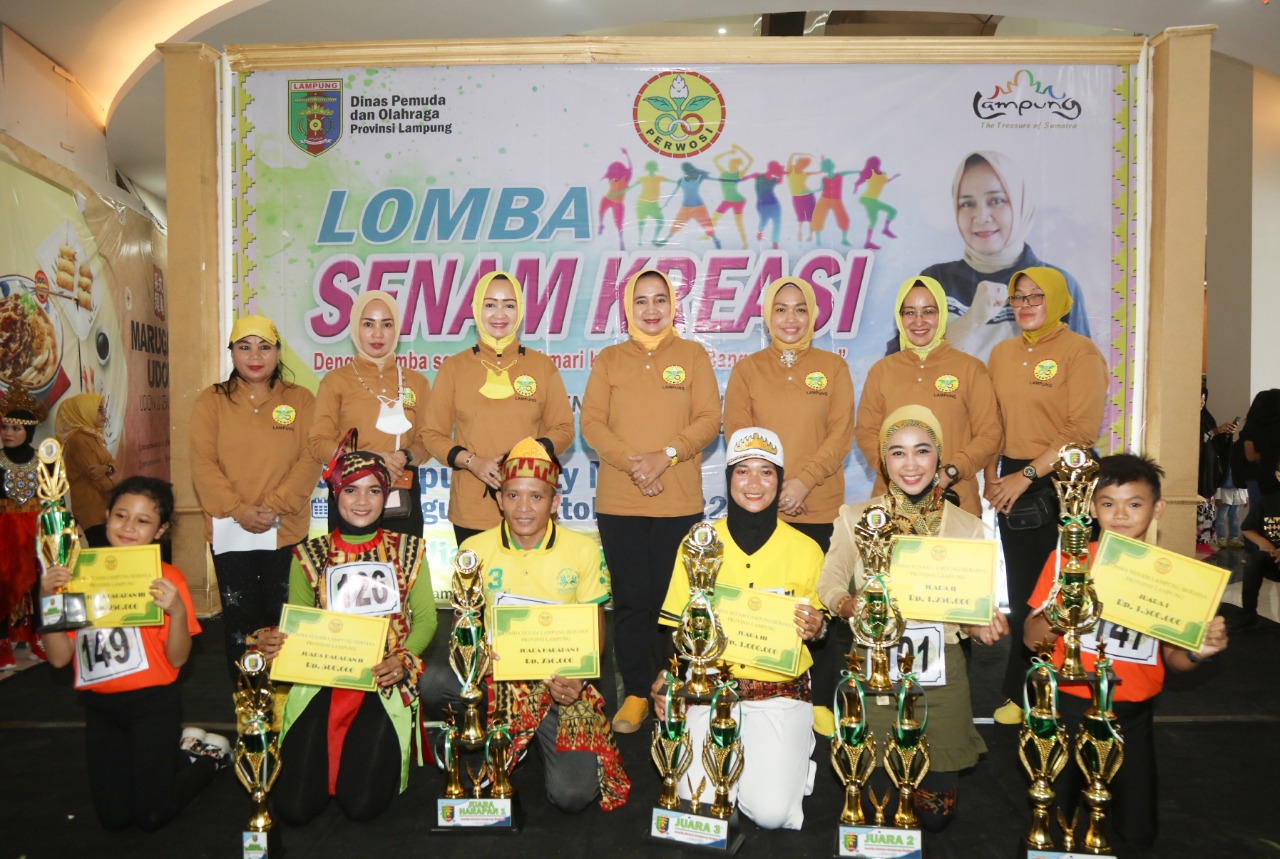 Ketua Umum Perwosi Lampung Ibu Riana Sari Arinal Buka Lomba Senam Kreasi, Pemenang akan Wakili Lampung Memperebutkan Piala Ibu Negara Iriana Joko Widodo