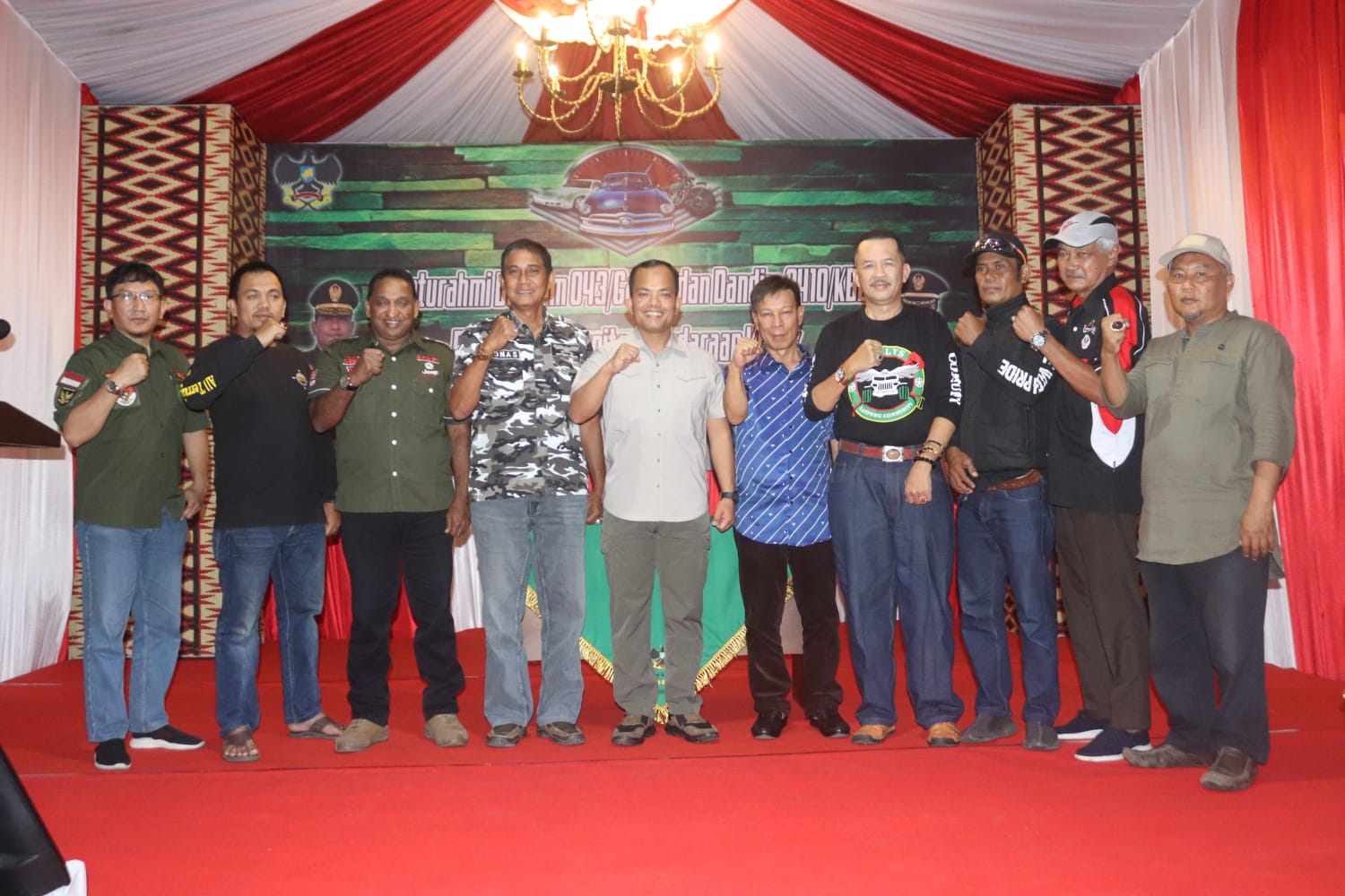 Letkol Tri Arto Resmi Dikukuhkan Sebagai Ketua Umum Komunitas Mobil dan Motor Klasik Lampung