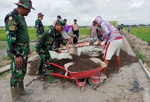 Pasiterdim 0726/Sukoharjo, Rabat Beton di Desa Jati diyakini akan memperlancar roda perekonomian.