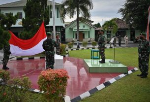 SD MIN 1 Sukoharjo Ikuti Upacara Bendera di Makodim 0726/Sukoharjo