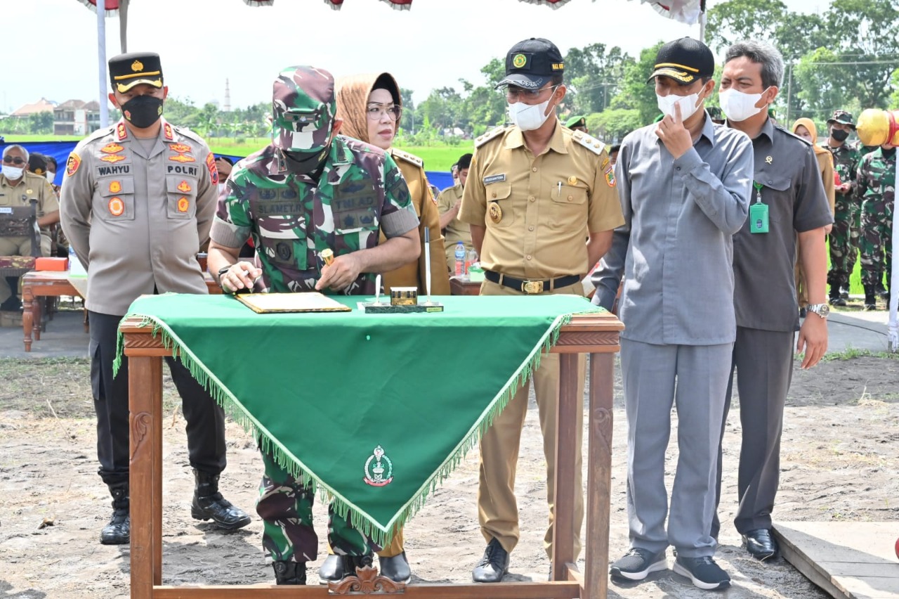 TMMD Sengkuyung Tahap III Di Desa Jati Kecamatan Gatak Resmi Dibuka Bupati Sukoharjo