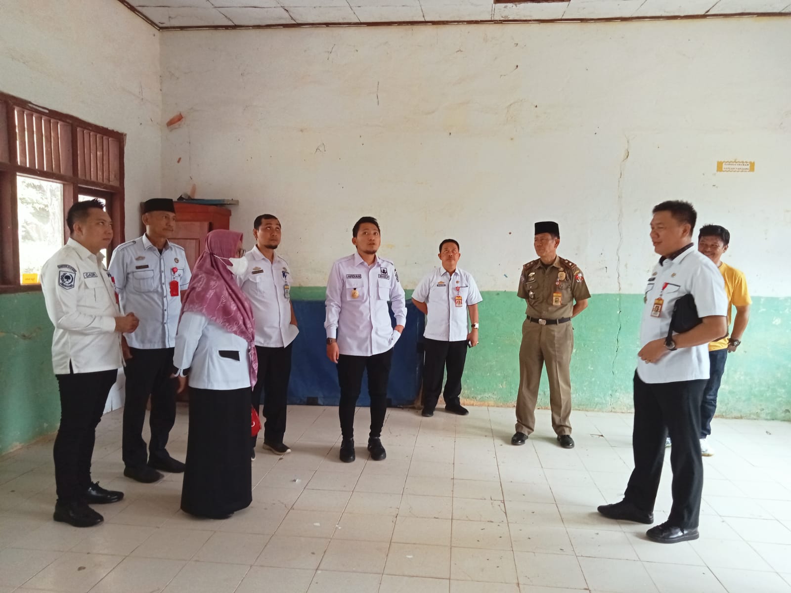 Ardian Saputra tinjau SDN 2 Pekurun Udik