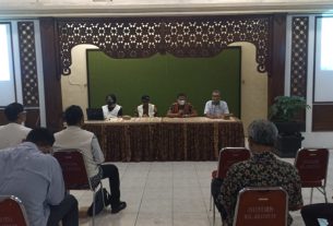 Babinsa Kratonan Hadiri Rapat Koordinasi & Sosialisasi Peran Pekerja Sosial Masyarakat