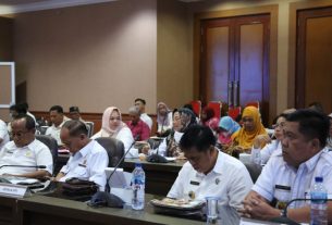 Pemkab Lampung Selatan melaksanakan rapat persiapan.