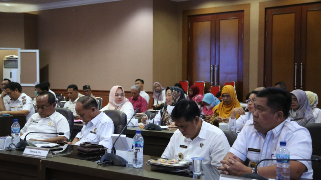 Pemkab Lampung Selatan melaksanakan rapat persiapan.