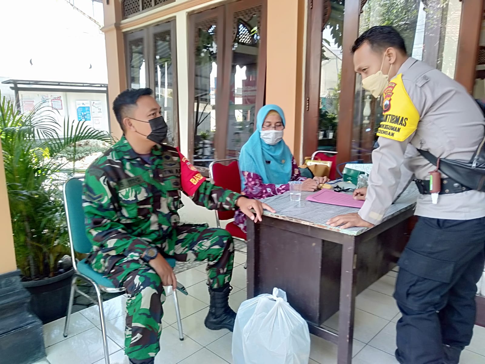 Peran Aktif Babinsa Ikuti Rapat Musyawarah Masyarakat Desa (MMD)