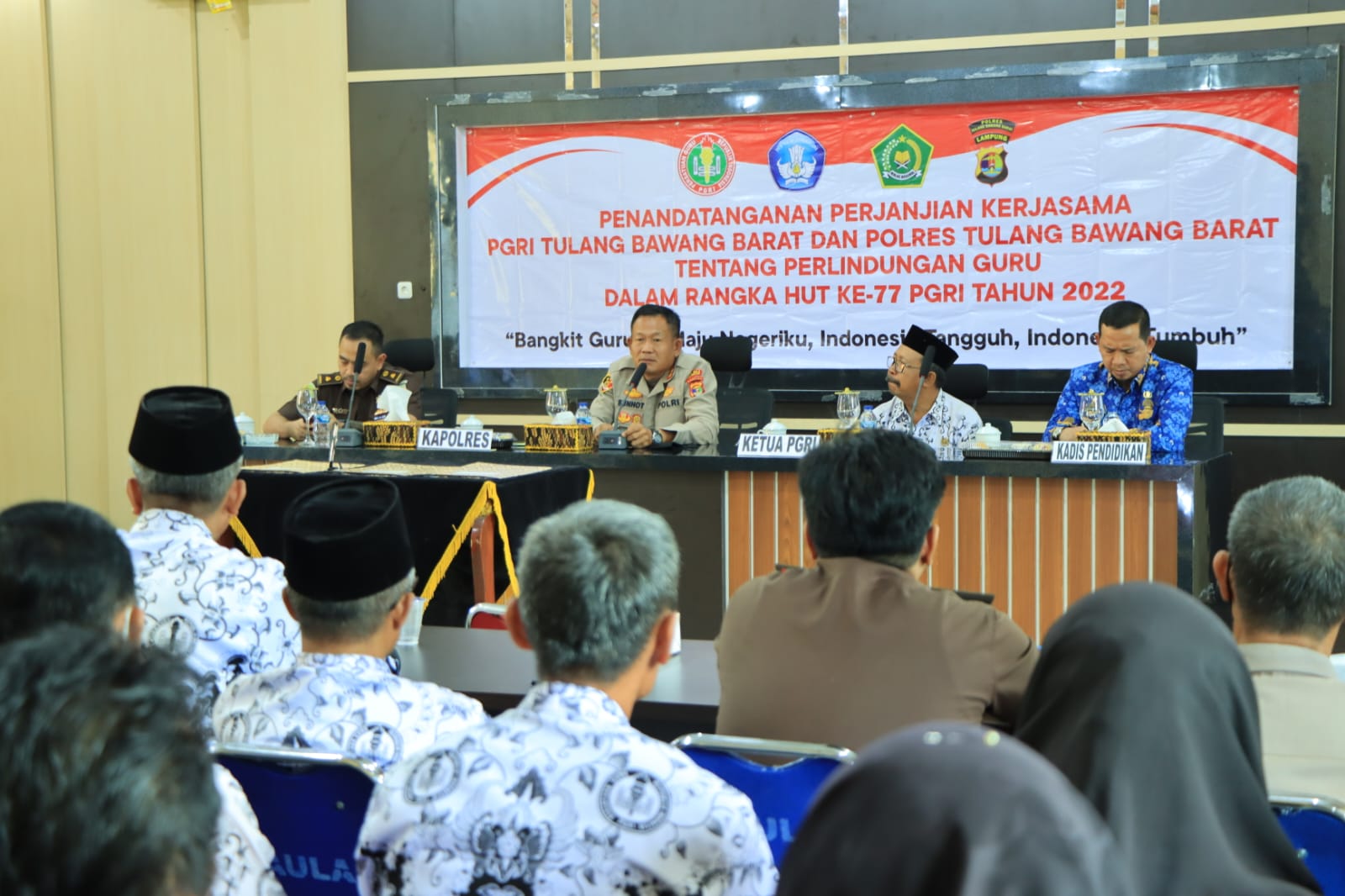 Perlindungan Hukum Guru, PGRI Kab Tubaba MOU Dengan Polres Tubaba Polda Lampung.
