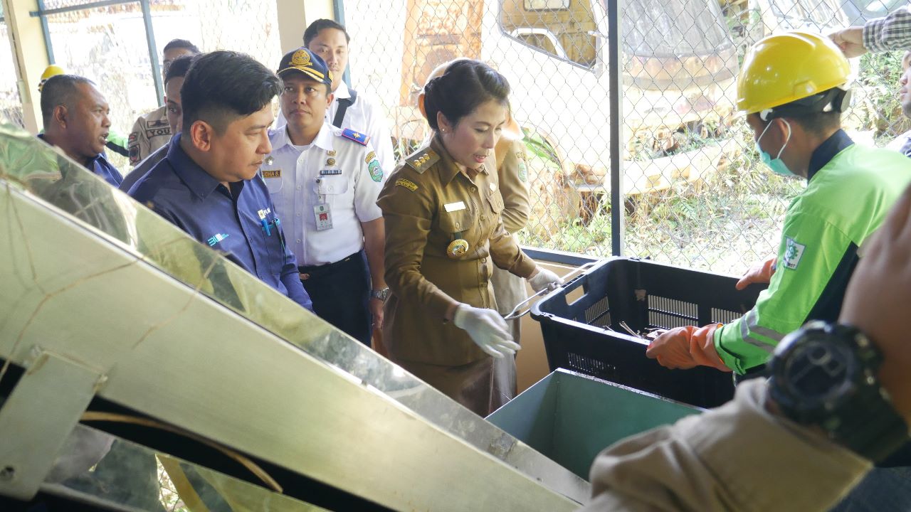 Pertama di Kalimantan Barat, Kolaborasi PLN dan Pemkot Singkawang Berhasil Ubah Sampah Jadi Listrik