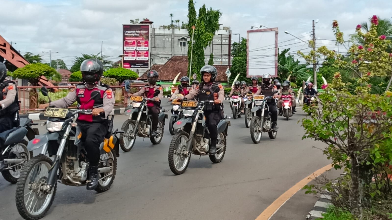 Polres Lampung Utara bersama TNI, Satpol PP dan Dishub gelar patroli bersama