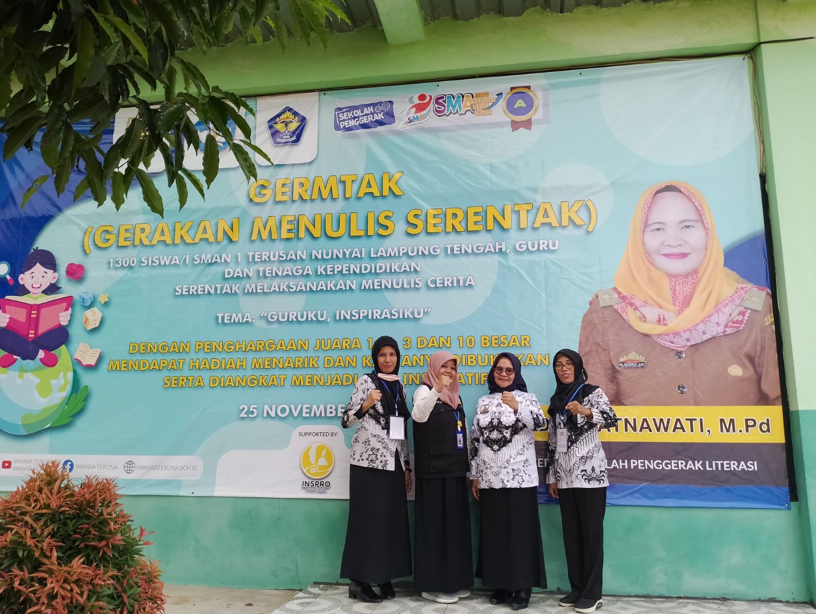 SMAN 1 Terusan Nunyai & Inspro Pustaka Taja Gerakan Menulis Serentak, Peringati Hari Guru-Bulan Bahasa