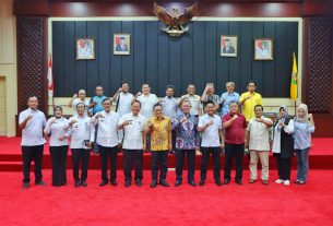 Sekdaprov Pimpin Rapat Rencana Pelaksanaan PORPROV Lampung IX Tahun 2022