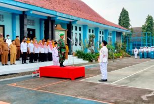 Tumbuhkan Jiwa Nasionalisme, TNI Kodim Bojonegoro serentak Menjadi Irup Upacara Peringatan Hari Pahlawan