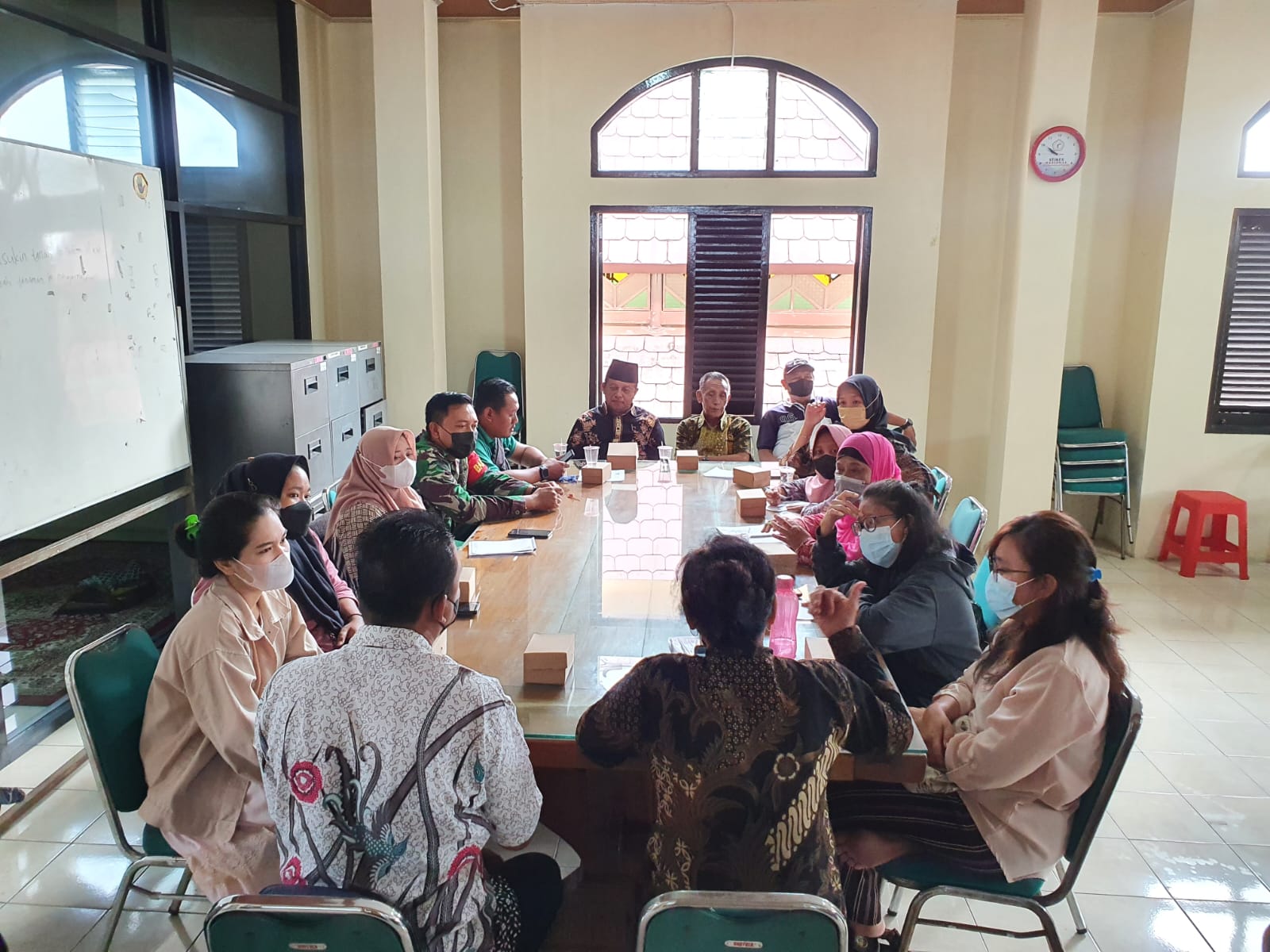 Babinsa Hadiri Rapat Koordinasi & Evaluasi pengurus Tim Penanggulangan Kemiskinan.