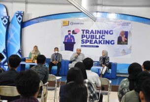IIB Darmajaya Gelar Training Public Speaking Hadirkan Presenter dan Penyiar Terkenal
