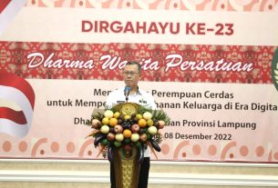 Mewakili Gubernur, Sekdaprov Lampung Menghadiri Peringatan HUT ke -23 Dharma Wanita Persatuan