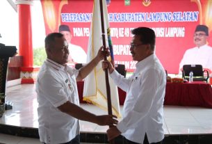 H. Nanang Ermanto Melepas Kafilah Musabaqoh Tilawatil Qur’an Lampung Selatan yang akan mengikuti MTQ tingkat Provinsi Tahun 2022